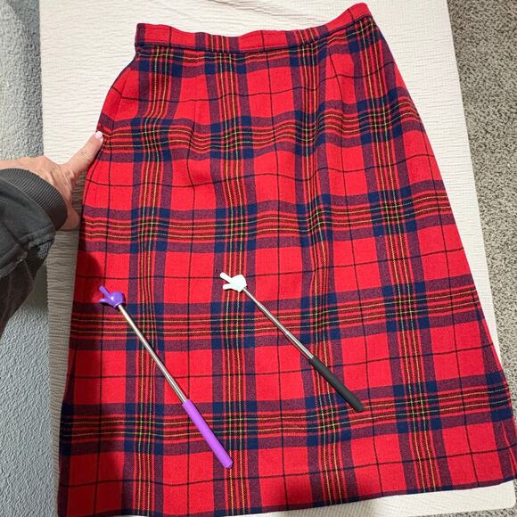 PENDELTON Red Plaid Wool Skirt 12 Ralph Lauren Christmas Holiday Preppy ( FLAW) - Picture 4 of 8